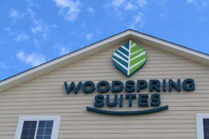 WoodSpring Suites Houston Willowbrook - image 9