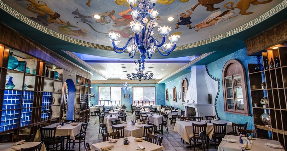 10 Best Places to Eat in Houston, TX