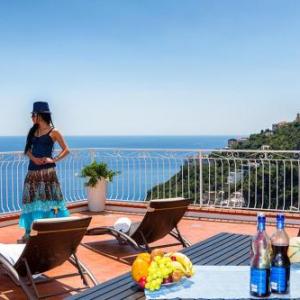 Villa Serena with Sea View