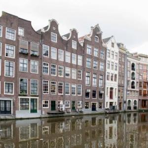 Old City Centre apartments   Nieuwmarkt area 