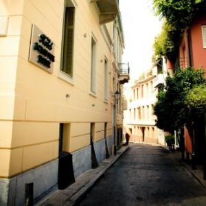 Acropolis House