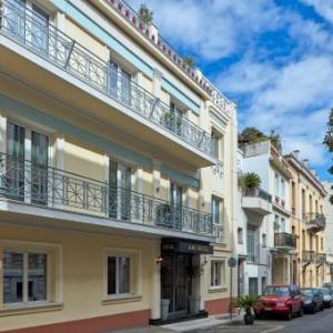 Ava Hotel and Suites 