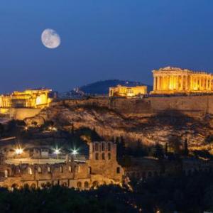 Hidesign Athens Tube Luxury Apt in Kolonaki