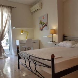 Errathens Zephyr Apartment   Athens Center 3 BD 1 BAtH 