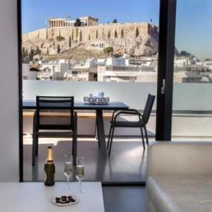 Luxury Penthouse touching the Acropolis by GHH Athens 