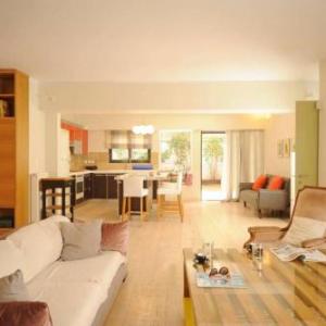 Koukaki garden escape child friendly apartment 