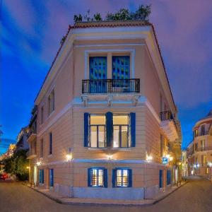 Art Pantheon   Suites  Apartments