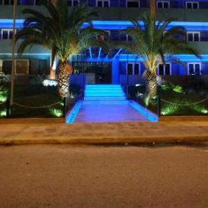 THE CRYSTAL BLUE XAIDARI HOTEL 
