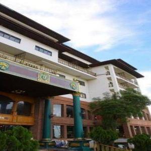 13 Coins Bang Yai Hotel