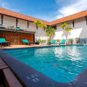 Pinnacle Lumpinee Park Hotel