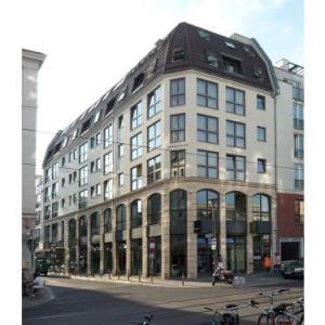 Flowerts Boardinghouse mitte