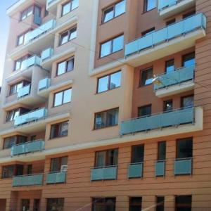 Corvin Plaza Apartments & Suites