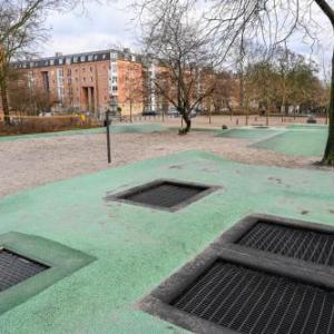 Sanders Park - One-Bedroom Apartment Close to the Metro Station
