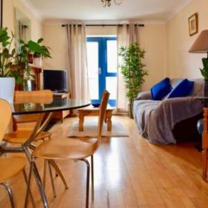 2 Bedroom Apartment Beside Merrion Square