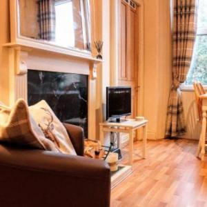 1 Bedroom Apartment in Central Edinburgh Sleeps 2