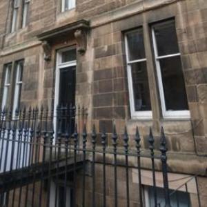 Silver Lining - Stockbridge Apartment