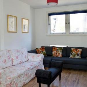 Extremely Central And Spacious Flat Edinburgh