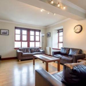 2 Bedroom Home By Leiths Shore