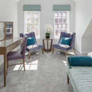 Destiny Scotland - Royal Mile Residence