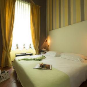 De La Pace- Sure Hotel Collection by Best Western