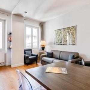 Piazza Santa Croce Design Apartment with Balcony Florence
