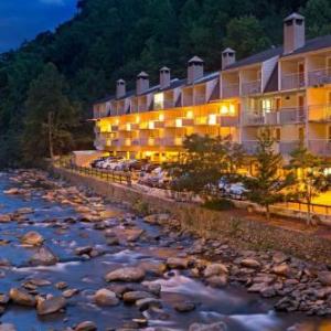 Gatlinburg River Inn