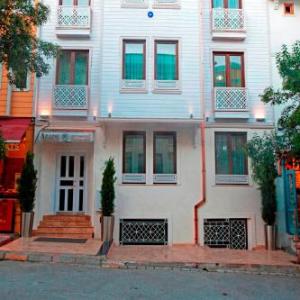 Azade Suites