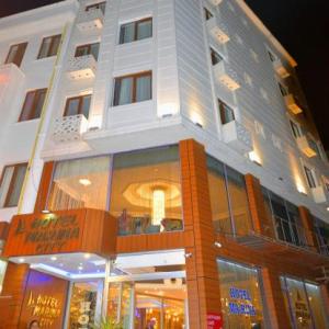 Hotel marina City