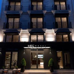 Meg Hotel