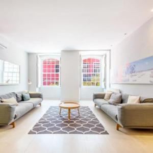 GuestReady   Contemporary Chic 3BR Apt Bairro Alto 