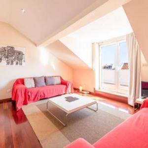 GuestReady- Rare apt w terrace in the historic center and tagus river view Lisbon 