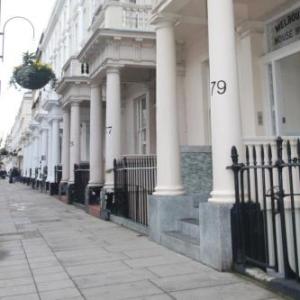 Melbourne House Hotel