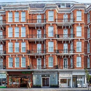 Cheval Harrington Court Apartments