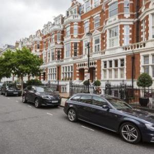 Veeve   two Bedroom Apartment in Earls Court London 