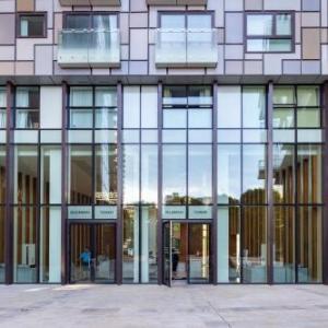 Lincoln Plaza Serviced Apartments by TheSqua.re