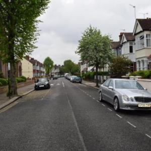 Camborne Avenue W13 