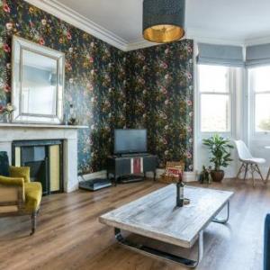 Exquisite Notting Hill Flat With Roof Terrace