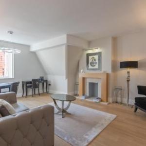 2 Bedroom Flat in mayfair