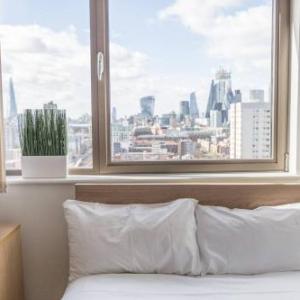 modern 1 bedroom apartment in E1 with great views 