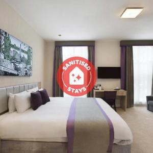 OYO Townhouse 30 Sussex Hotel London Paddington London 