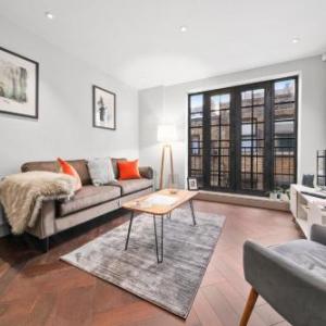 2 Bed Lux Apartment near Central London FREE WIFI
