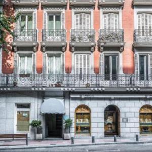 Velazquez 45 by Pillow