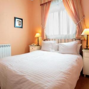 Hostal Adria Santa Ana madrid
