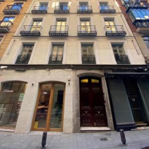 nQn Aparts & Suites Madrid