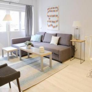 Charming studio in Cuatro Caminos area madrid
