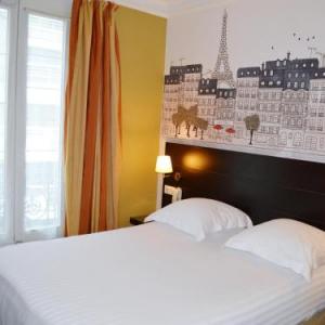 Hotel de lExposition   tour Eiffel Paris