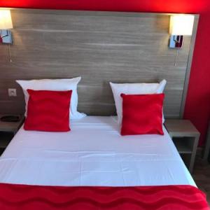 Amadeus Hotel