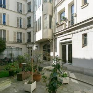 Assas-Vavin Appartements