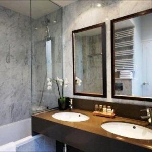 Hotel in Paris 
