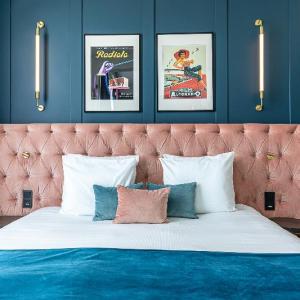 PLEY Hotel
